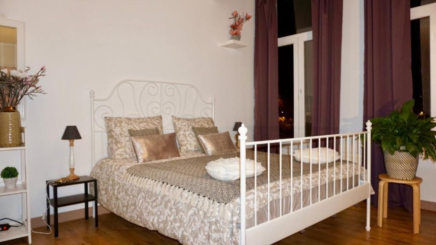 1 Bedroom Double Apartment