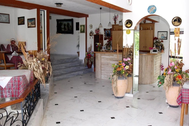 Hotel Rosmari