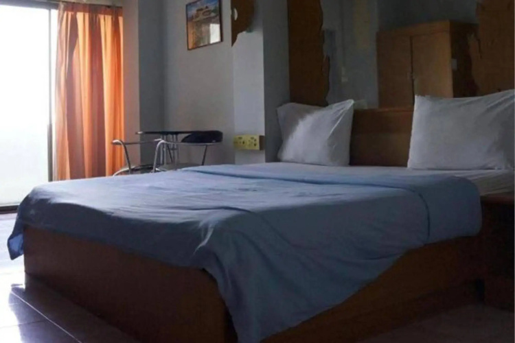 Fueang Fha Palace Hotel