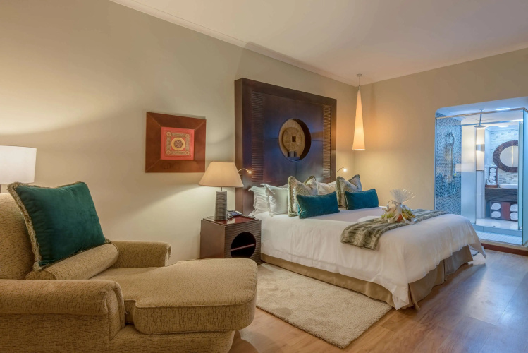 Sea Cliff Hotel