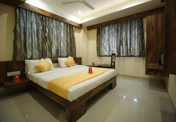 OYO 5330 Hotel Green Apple