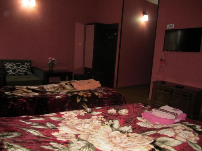 Standard Triple room with balcony