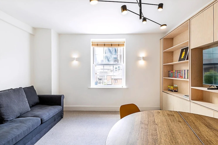 Stylish East London Flat Near Spitalfields Market