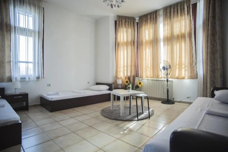 Italian House Simeon