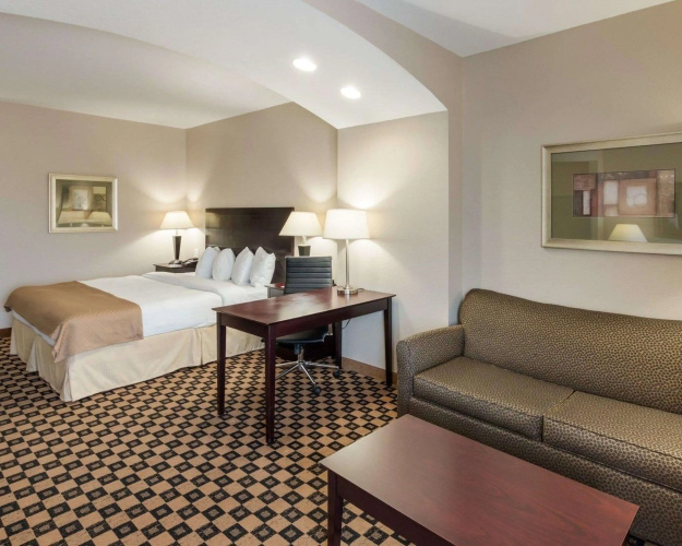 Quality Inn & Suites Groesbeck North
