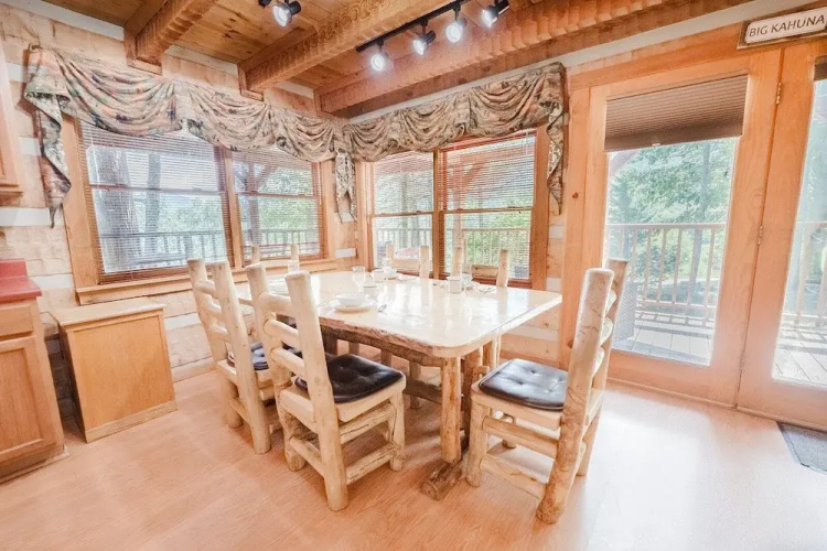 Big Kahuna Lodge