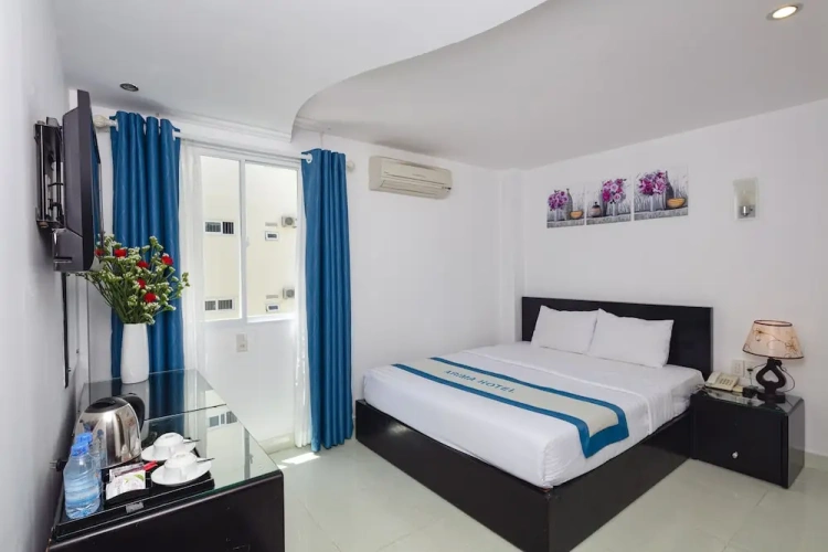 Superior Double room with city view