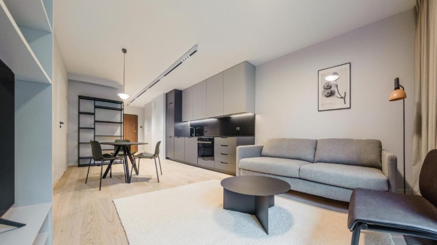 1 Bedroom Apartment
