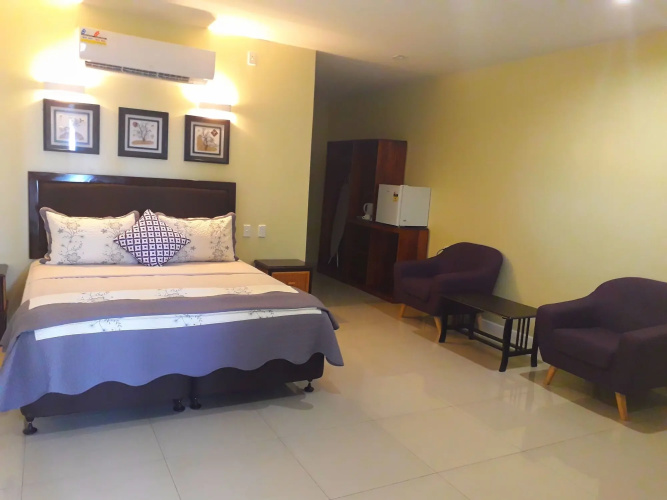 Le Uaina Beach Resort