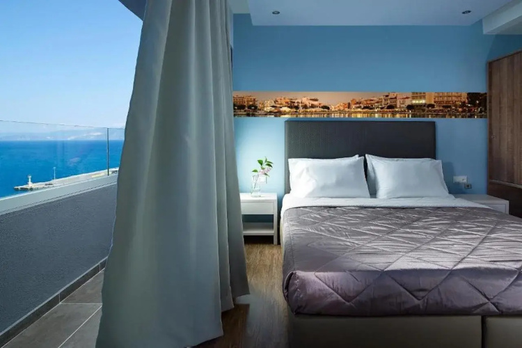 Mistral Bay