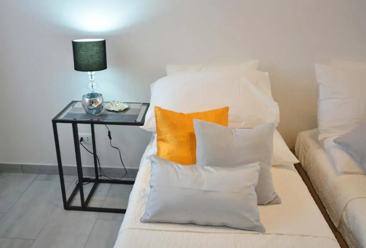 4-Tourist House Bologna-Studio