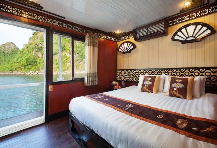 Halong Apricot Cruise
