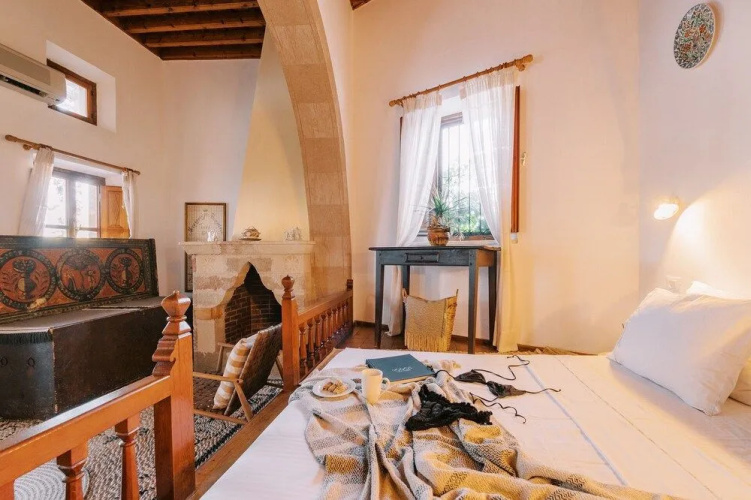 Arte Lindos Villa