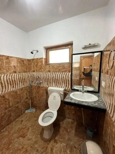 Skyland Guest House