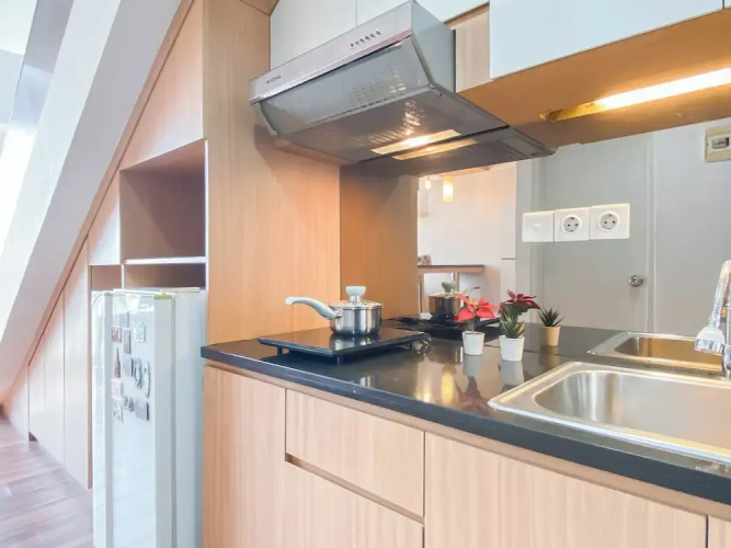 Contemporary Studio Loft Apartment At Park View Condominium