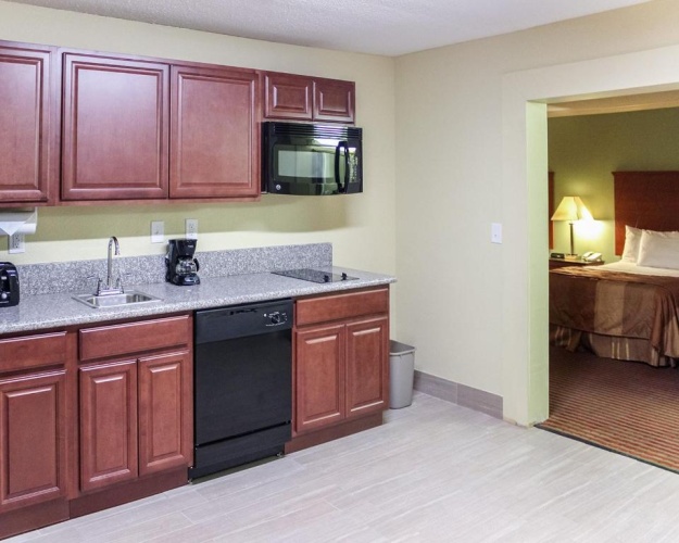 Standard Double Suite