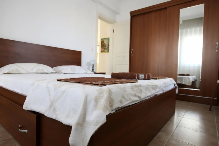 Cleodora Apartment
