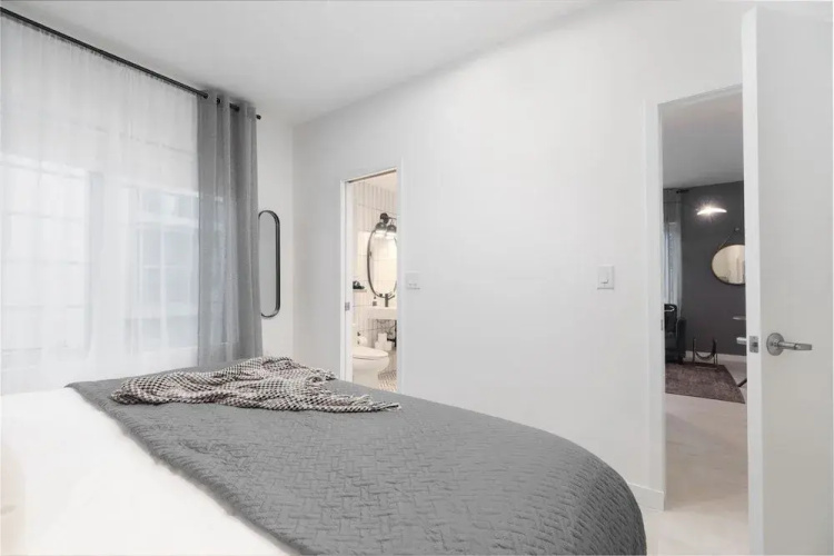 Park Ave Suites