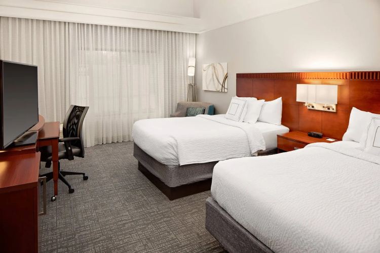 Courtyard by Marriott Houston Rice University