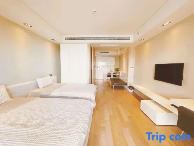 Standard Twin room with garden view
