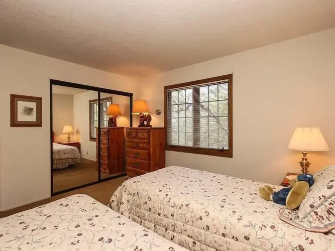 Cozy Bear Lair #1032