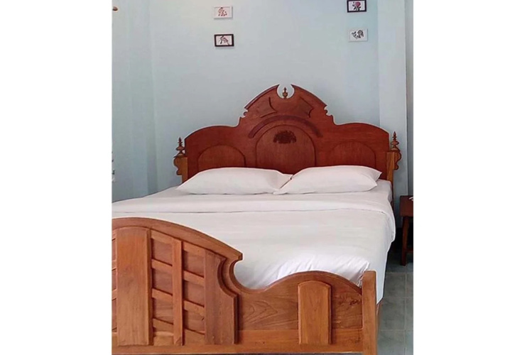 Mrs Luis Guest House