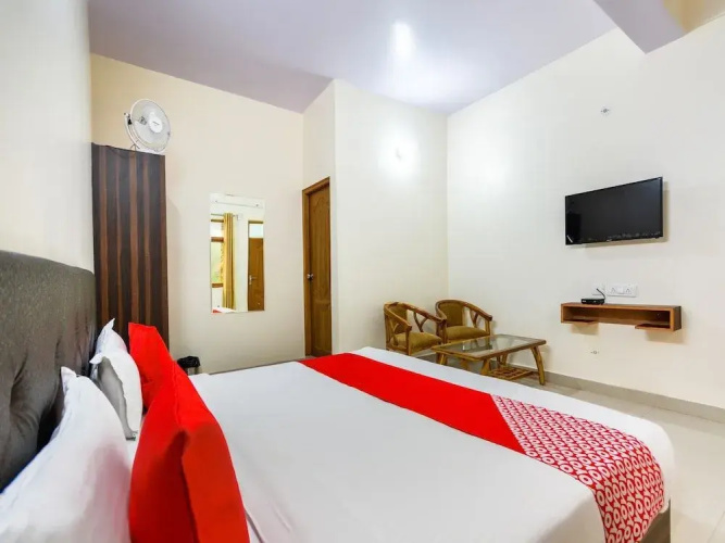 Oyo 46069 Asha Residency