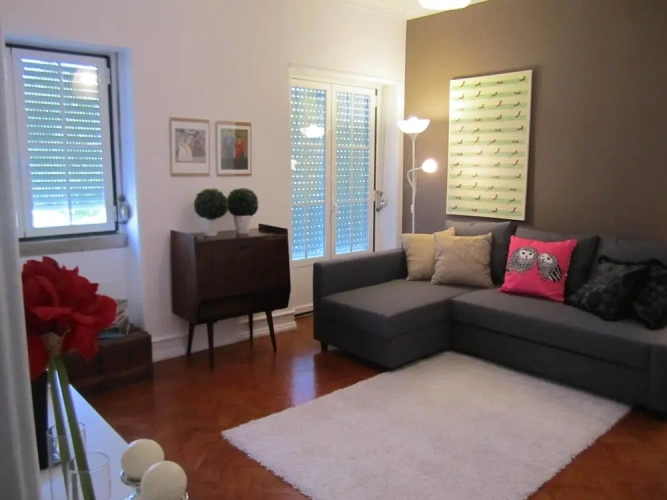 2 Bedrooms Apartment