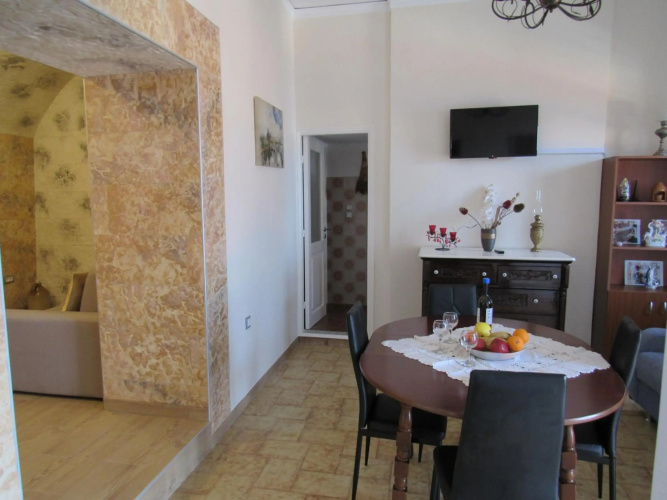 Pitini Sevasti house
