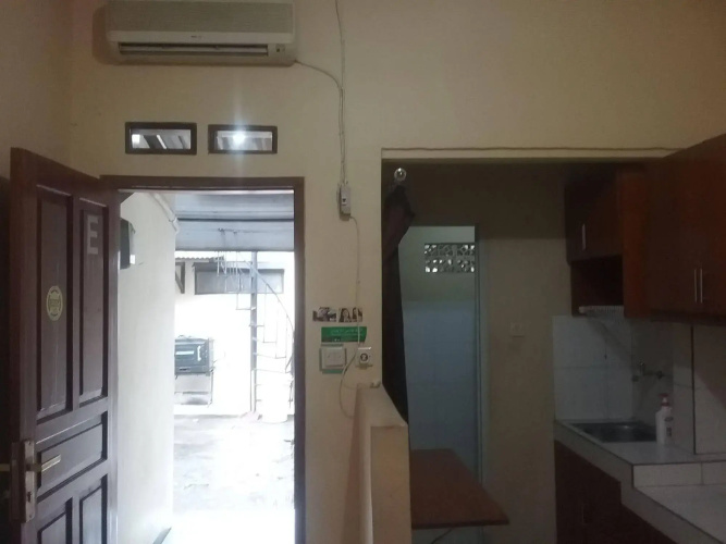 Budi House & Food Station