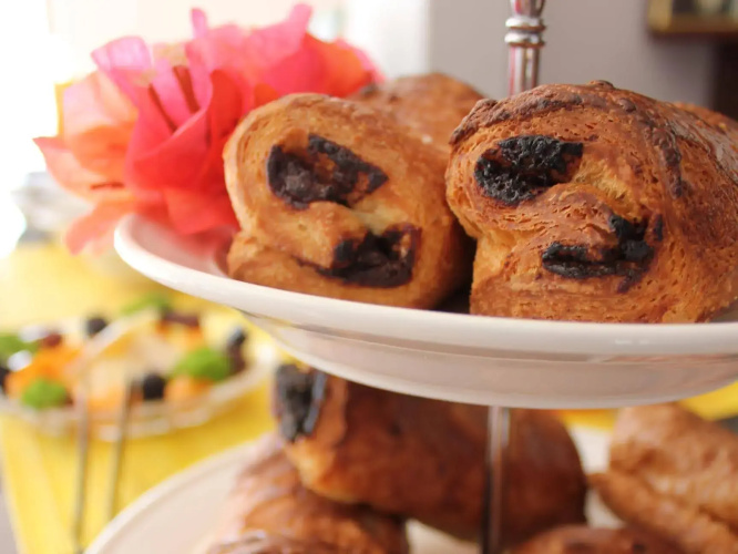 La Serenade Bed and Breakfast