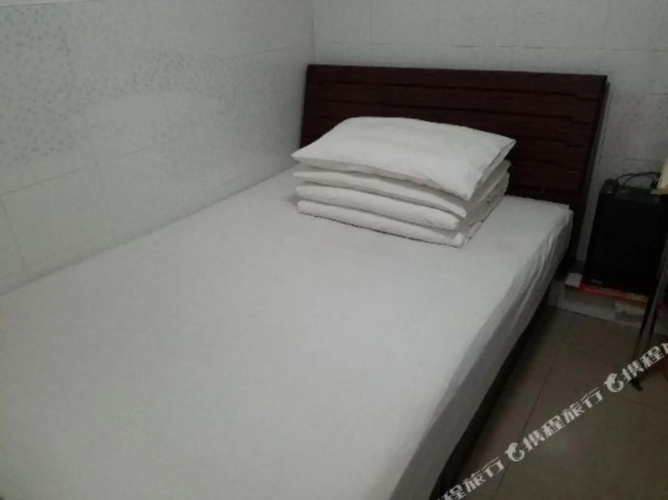 Zhenghong Hostel