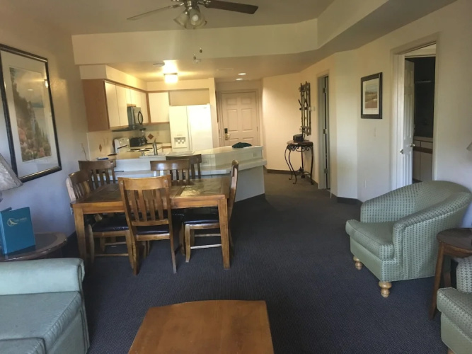 Ridge Pointe