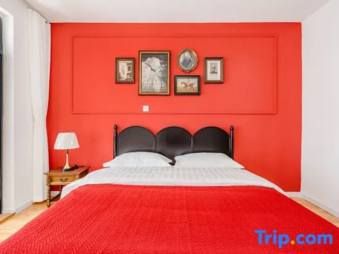 2 Bedrooms Suite with garden view