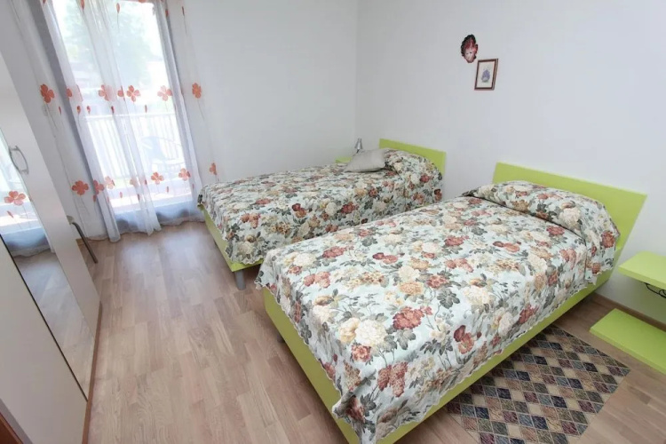 Apartment Mitton 2