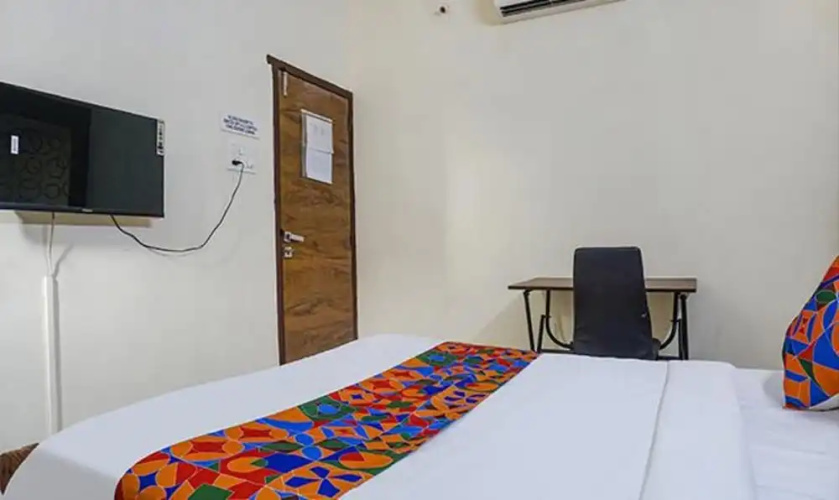 Fabhotel Grandeur