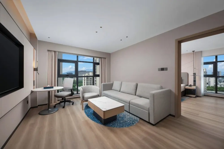 1 Bedroom Single Suite