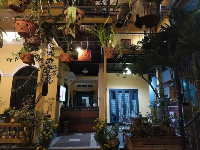 Q Homestay Garden