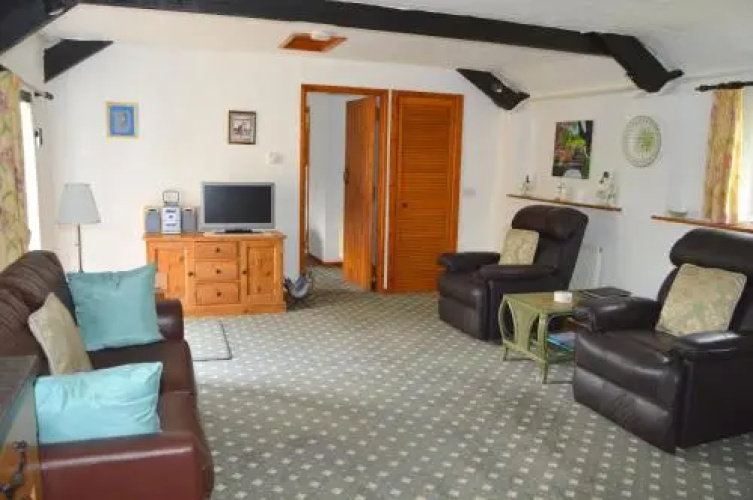 Windbury Cottage