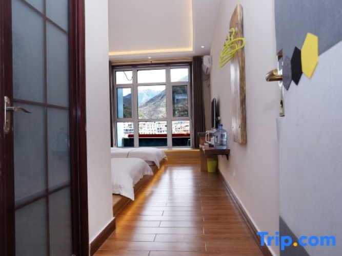 Comfort Twin room with mountain view