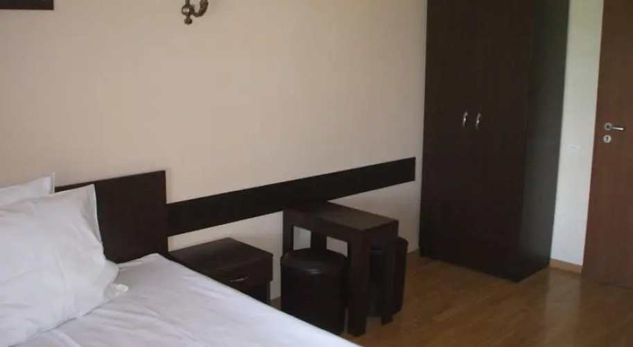 Hostel Lacul Verde