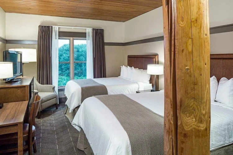 Deluxe Quadruple room