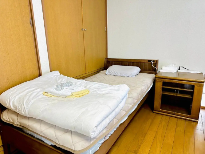 Nono teru Narita
