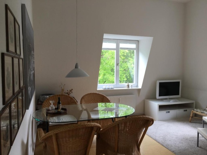 3 Bedrooms Apartment