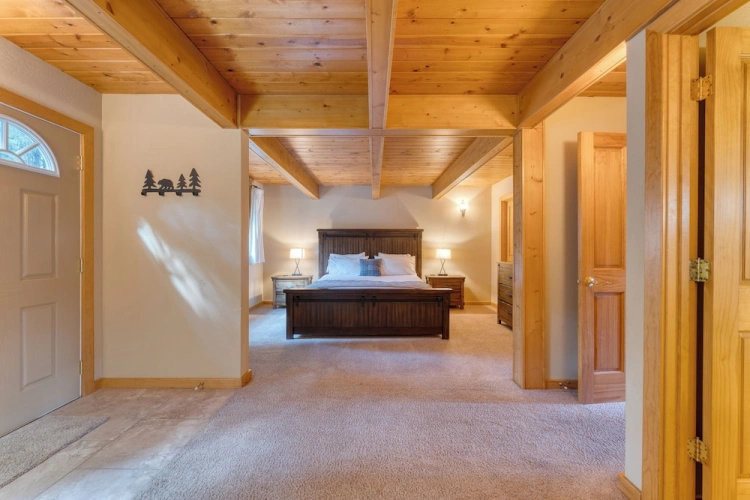 3 Bedrooms Cottage
