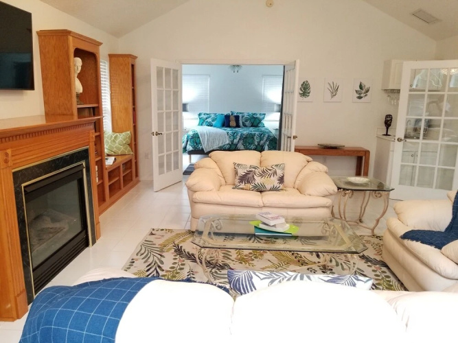 Mimosa Cottage