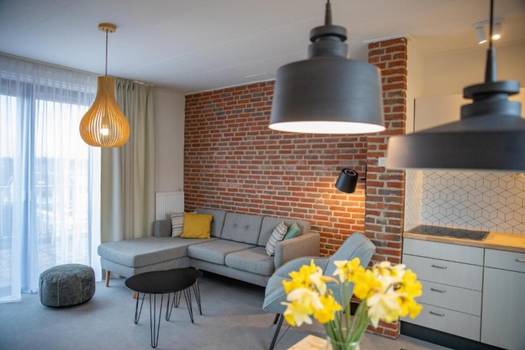 2 Bedrooms Apartment