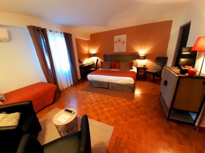 Classic Quadruple room