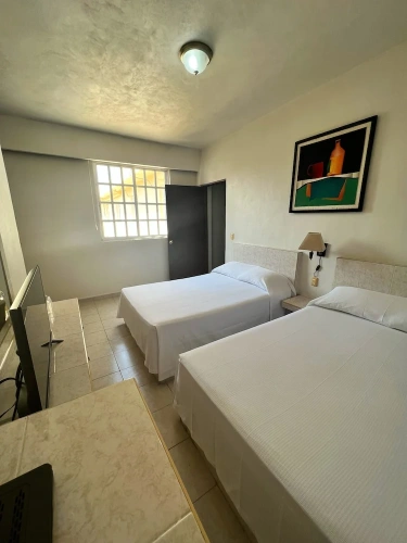 Standard room with courtyard view
