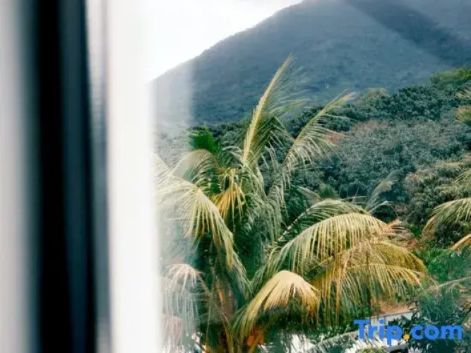 Ninglu Homestay (Riyuewan)